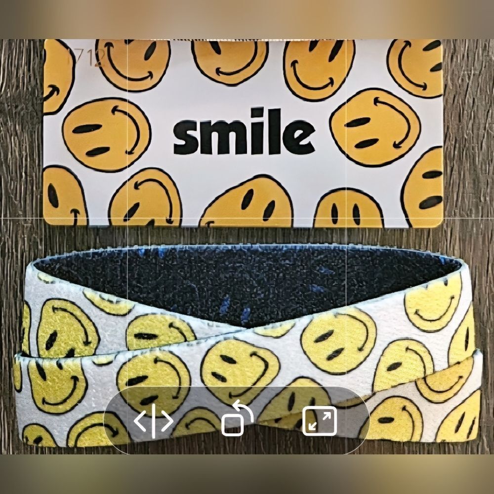 ZOX "SMILE" New Medium Sold Out Collectible Reversible Double Wristband